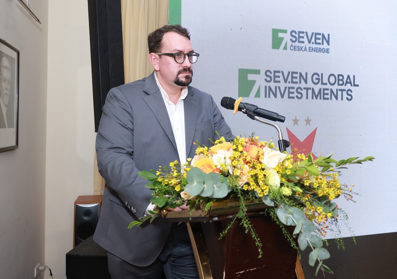 phat-bieu-cua-dai-dien-seven-global-investments-1734585622.JPG