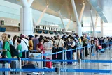 Sân bay Tân Sơn Nhất chính thức bước vào cao điểm Tết