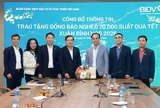 BIDV trao 70.000 phần quà Tết tặng đồng bào nghèo