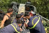 Xe khách chở 26 người lao xuống vực, nhiều người bị thương