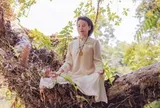 Mẹ ruột "nữ hoàng" showbiz Việt đăng ảnh ngồi thiền trên cây, nói thẳng lý do tu tập vẫn nóng giận