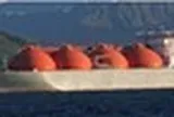 Nga bị khách hàng lớn nhất từ chối, siêu tàu chở hàng 'mắc kẹt' ngoài khơi Singapore