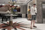 Nam ca sĩ là Viện phó, thỉnh thoảng chốt đơn 1 căn nhà: U55 chưa vợ con, hé lộ chuyện tình chua xót