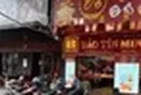 Cảnh tượng lạ trên 'phố vàng' Hà Nội