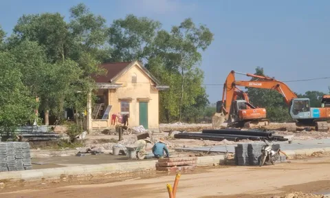 Chạy nước rút trên công trường tái định cư