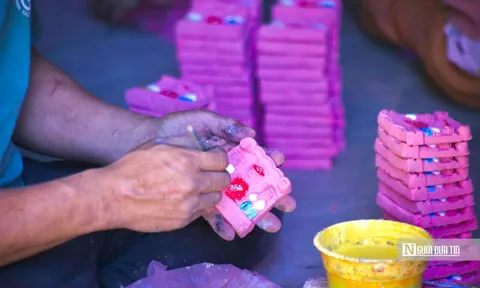 Địa Linh – ngôi làng giữ lửa nghề nặn tượng ông Táo ở Cố đô Huế