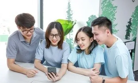 Tiết kiệm tiền, có cơ hội nhận iPhone 14 Pro khi đặt vé máy bay, xe khách trên Agribank E-Mobile Banking