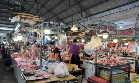 Hôm nay 16-2: Giá thịt heo ở chợ lẻ vẫn "neo" cao