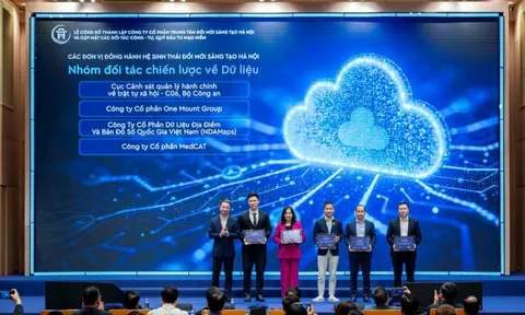 One Mount 'bắt tay' với Trung tâm Đổi mới sáng tạo Hà Nội xây dựng hệ thống dữ liệu mở, tạo bệ đỡ cho các startup nhỏ có cùng 'vạch xuất phát'