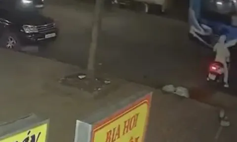 Vụ ô tô lao như tên bắn tông loạt phương tiện ở Hà Nội: Một phụ nữ tử vong