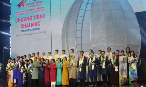 Khai mạc Lễ hội Áo dài TP HCM 2026 với chủ đề “Sợi tơ vàng son – Dệt nên khát vọng”
