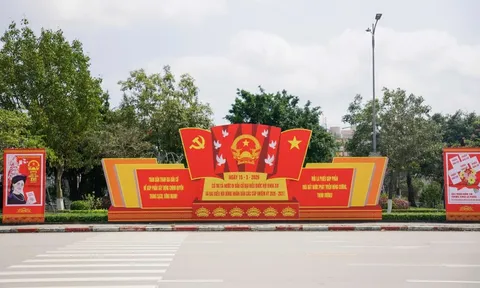 Lạng Sơn ngập tràn sắc đỏ cờ hoa hướng tới ngày bầu cử