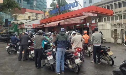 Bộ Công an cùng phối hợp kiểm tra, xử lý găm hàng xăng dầu chờ tăng giá