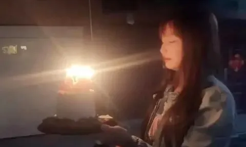 Nữ diễn viên 27 tuổi bị bỏng nặng vì bắt trend "bánh sinh nhật phun lửa"