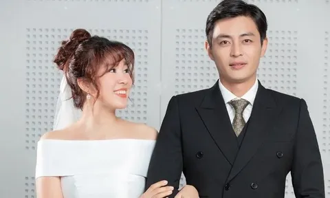 "Chị hai quốc dân" công khai tình tứ bên trai lạ