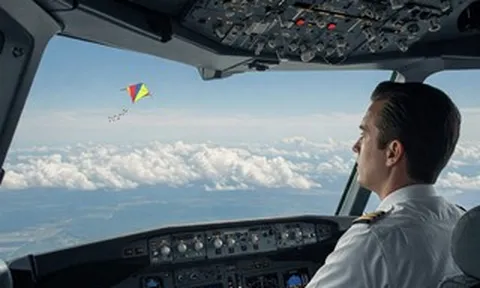 Bất ngờ vật thể tại sân bay Cát Bi khiến nhiều chuyến bay phải chuyển hướng