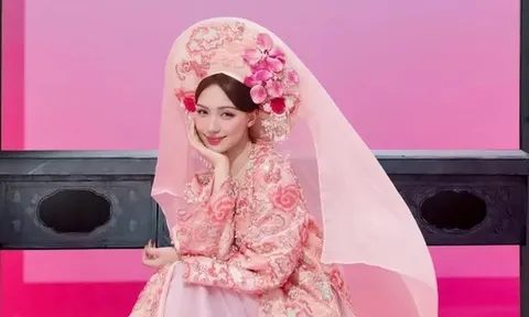 Hòa Minzy đón tin vui lớn