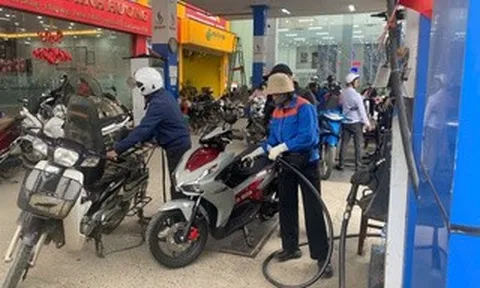 Liên tiếp chi mạnh quỹ Bình ổn giá xăng dầu, số dư còn bao nhiêu?