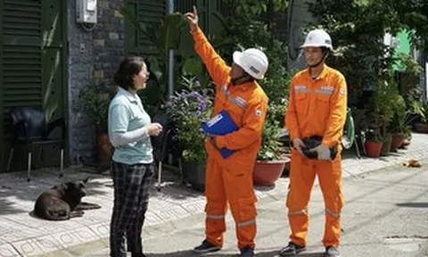 Nắng nóng gay gắt: Điện lực TPHCM “bày cách” tiết kiệm điện