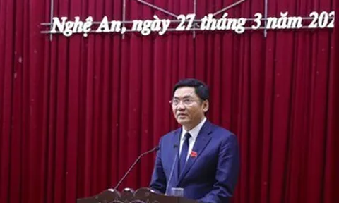 Ông Hoàng Nghĩa Hiếu tái đắc cử Chủ tịch HĐND tỉnh Nghệ An