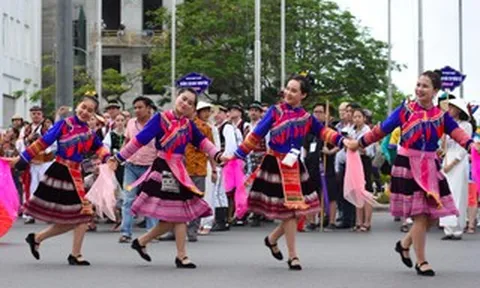 Đề xuất trình Quốc hội quy định 24-11 là "Ngày Văn hóa Việt Nam", người dân được nghỉ lễ