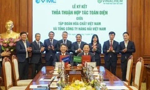 Vinachem và Tổng công ty Hàng hải Việt Nam ký kết thỏa thuận hợp tác toàn diện