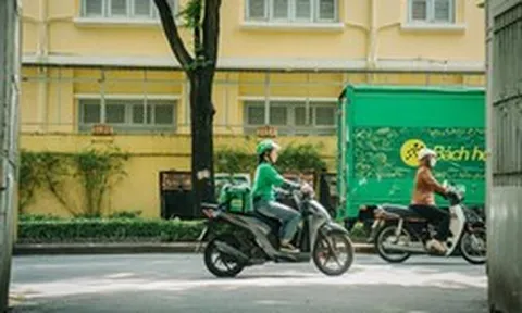 Grab tiếp tục cập nhật về việc hỗ trợ đối tác tài xế xe xăng và xe điện