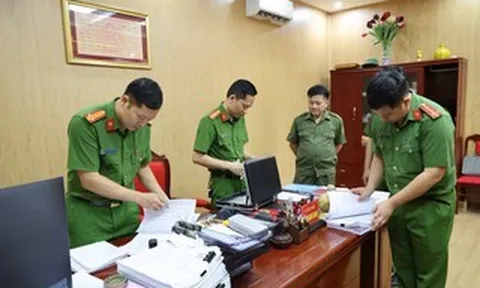 Cận cảnh khám xét, bắt giữ một Giám đốc Trung tâm trợ giúp xã hội