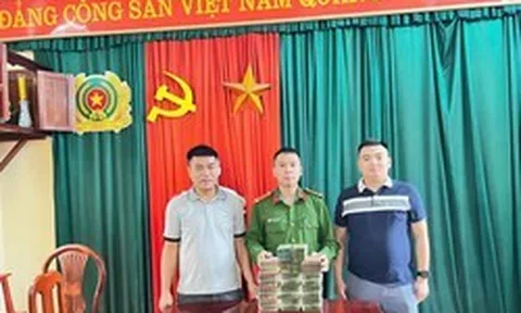 Một người dân ở Hưng Yên bất ngờ nhận được 2,1 tỉ đồng trong tài khoản