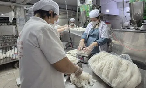 Bà chủ bún tươi Nguyễn Bính nói gì sau buổi làm việc với phường Tân Sơn?