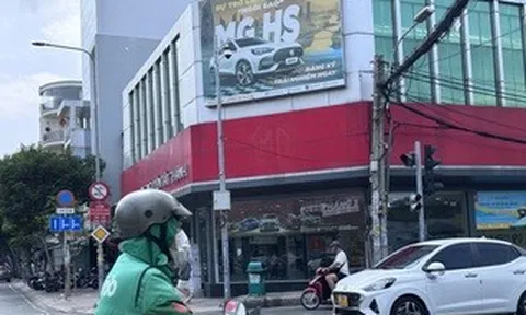 Đi một chuyến xe công nghệ, người dùng phải trả bao nhiêu loại phí?