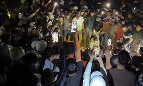 Phát hiện 2 thi thể nam và nữ dưới hồ nước