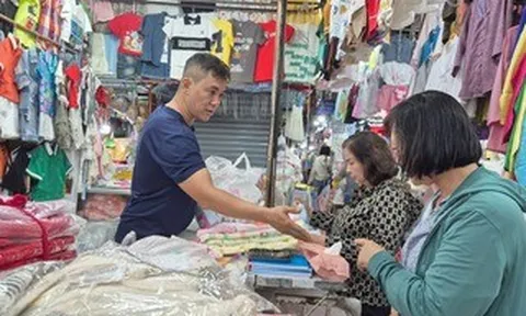 Chính thức nâng ngưỡng doanh thu miễn thuế với hộ kinh doanh lên mức 1 tỉ đồng