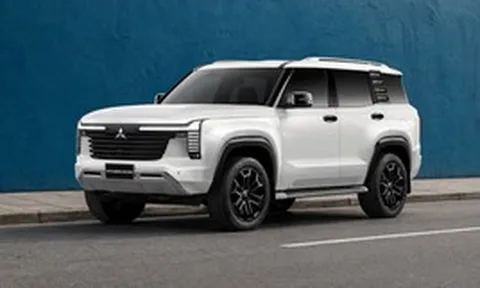 Mitsubishi Pajero mới rục rịch trở lại: 3 phiên bản, lớn hơn Land Cruiser, vẫn đậm chất off-road dù dùng máy hybrid