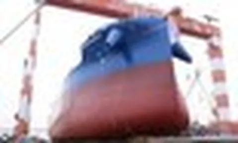 Kỳ tích hạ thuỷ con tàu 65.000 tấn, dài 200m, 5 hầm hàng do chính người Việt Nam thực hiện: Báo quốc tế khen ngợi, ngành đóng tàu nước ta lọt Top 4 thế giới