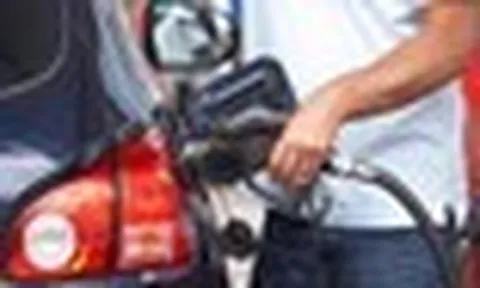 Lời khuyên đến những người thường xuyên đổ xăng
