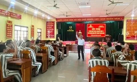 Phạm nhân sắp chấp hành xong án được tư vấn pháp luật tái hòa nhập