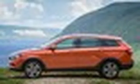 Lộ giá xe Lada nhập khẩu Nga: To ngang Corolla Cross mà chưa tới 600 triệu