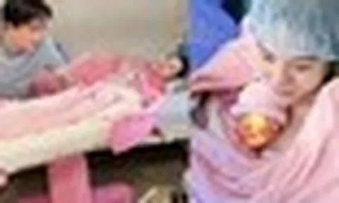 Cháu gái NS Kim Tiểu Long sinh con với ca sĩ làm bố đơn thân, có 1 con riêng