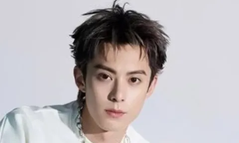 Vương Hạc Đệ bị chê bai là 'gã đàn ông nhỏ nhen nhất giới giải trí'