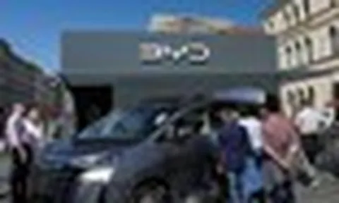 1,6 triệu xe điện bán ra chỉ trong 1 tháng: Thị trường ô tô toàn cầu đang đổi ngôi?