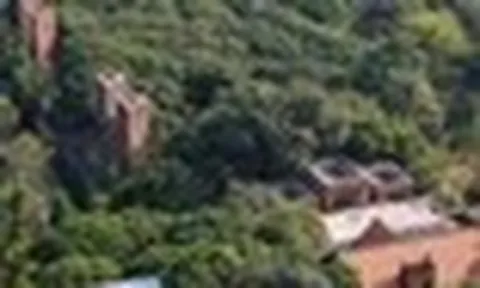 Nam nghệ sĩ Việt cưới vợ nhân viên kế toán: Sở hữu biệt phủ 5.000m² ở Hà Nội, góc nào cũng đẹp như kiệt tác nghệ thuật