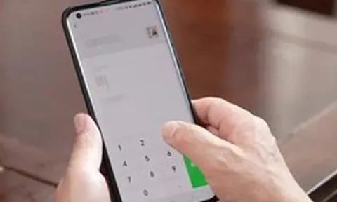 Chuyển khoản nhầm 237 triệu đồng từ Vietcombank sang ACB, người đàn ông SN 1985 nhờ Công an hỗ trợ