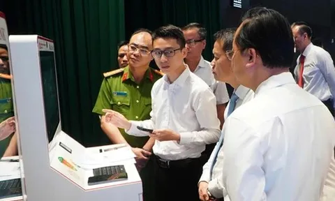 Đà Nẵng ra mắt 11 trạm dịch vụ công số phục vụ dân