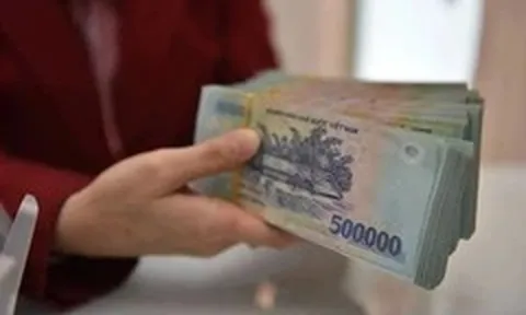 Từ 15-8, vay ngân hàng đến 400 triệu không phải chứng minh tài chính