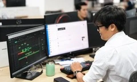 Chứng khoán 3-7: Vì sao VN-Index chưa vượt lại mốc 1.900 điểm?