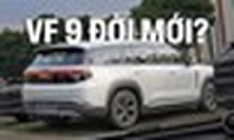 SUV cỡ lớn mới lộ diện trong nhà máy VinFast: Dáng bề thế, gầm cao hơn VF 9, đồn đoán là EREV như VF Wild
