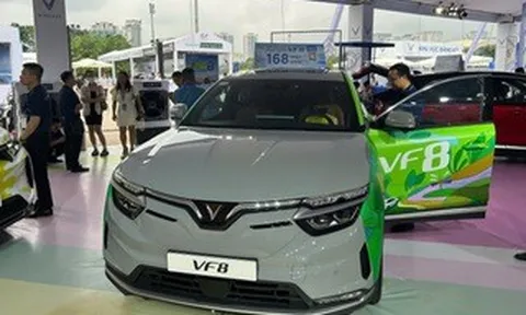 Miễn lệ phí trước bạ đến năm 2030, người mua xe điện tiết kiệm cả trăm triệu đồng
