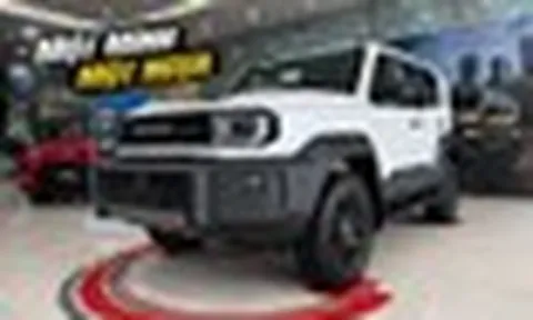 Toyota sụt giảm doanh số tại Việt Nam, riêng tân binh Land Cruiser FJ ngược dòng ngoạn mục dù đại lý gắn mác 'kèm lạc'