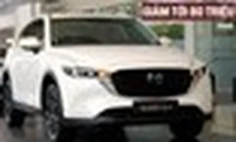 Mazda CX-5 giảm giá, bỏ phiên bản: Còn từ 659 triệu tại đại lý, không còn bản 2.5L, sẵn sàng chờ thế hệ mới ra mắt